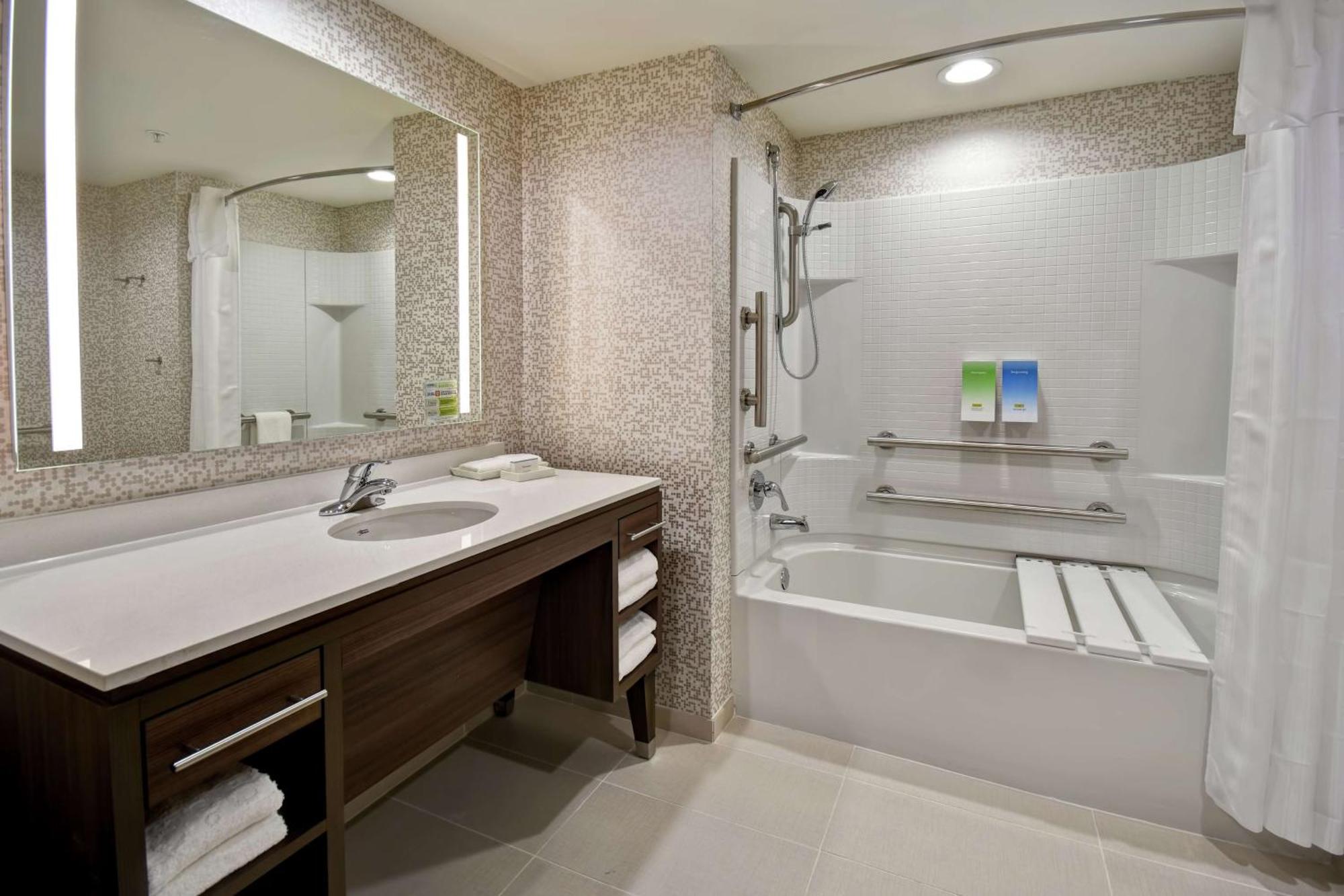 Home2 Suites By Hilton Frankfort Eksteriør bilde