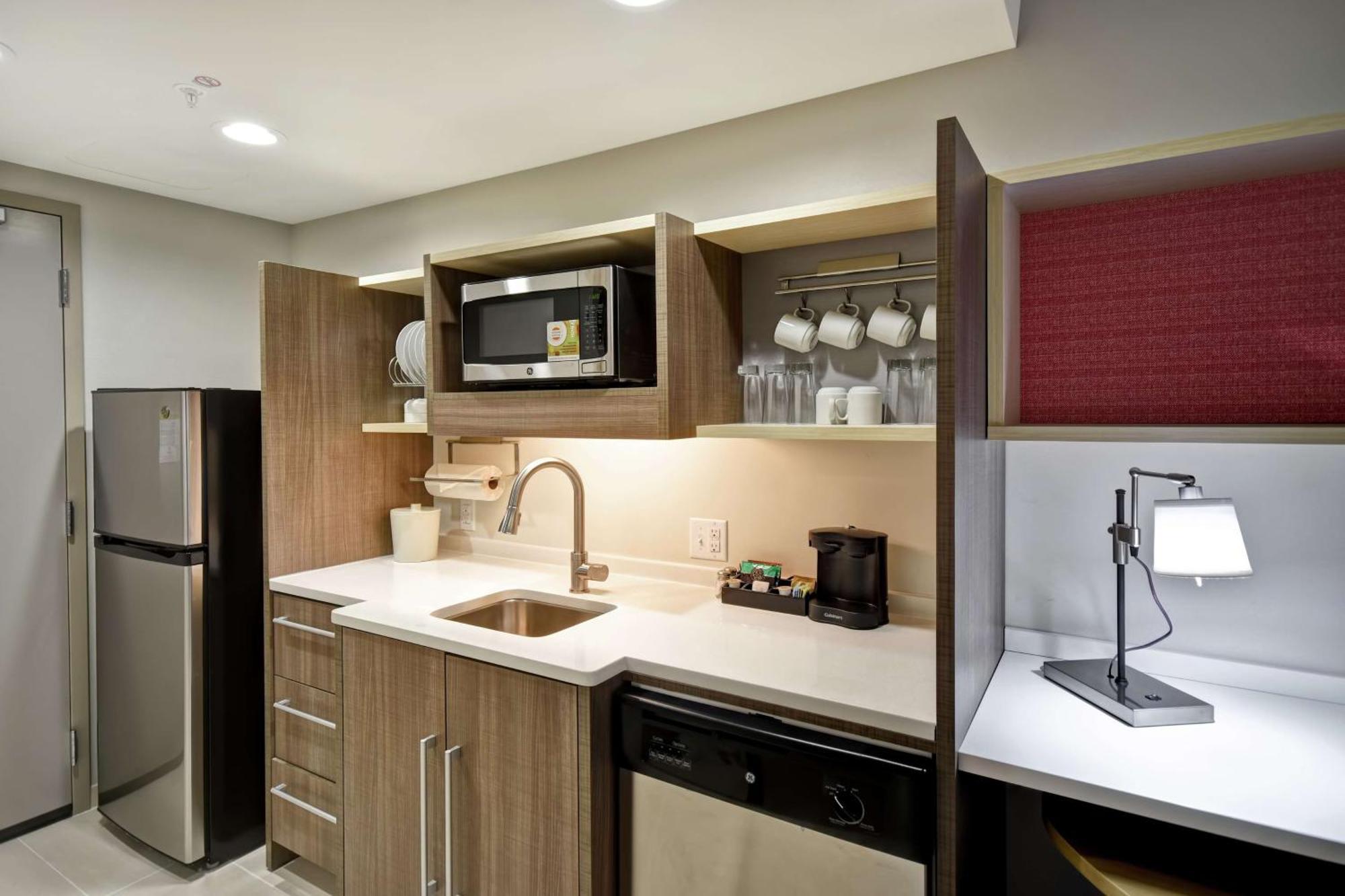 Home2 Suites By Hilton Frankfort Eksteriør bilde